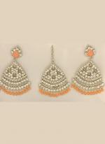 Peach Stone Studded Pasa Design Earrings With Maang Tikka