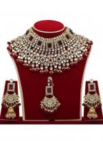 Maroon Kundan Necklace Set With Earrings 