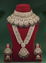   Bridal Wear  Maroon Green Color Kundan Dulhan Set