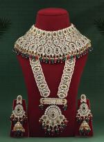   Bridal Wear  Maroon Green Color Kundan Dulhan Set