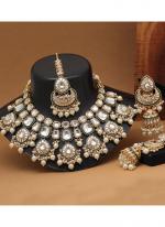   Wedding Wear  White Color Kundan Necklace Set