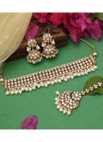   Wedding Wear  White Color Choker Kundan Necklace Set