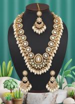   Bridal Wear  White Color Kundan Necklace Set