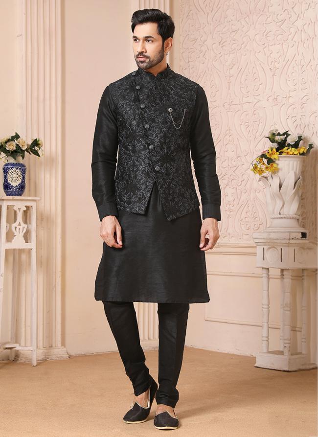 Black Banarasi Silk Traditional Wear Weaving Aligadhi Pant Kurta