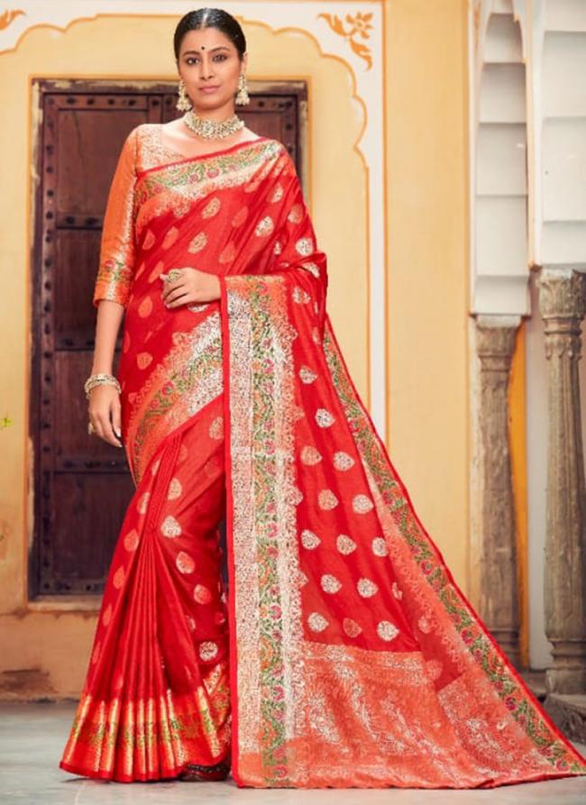 Dark Pink Banarasi Silk Festival Wear Weaving Saree