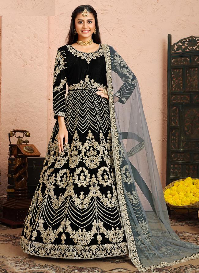 Black Velvet Wedding Wear Embroidery Work Anarkali Suit