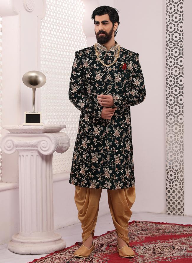 Green Velvet Wedding Wear Embroidery Work Sherwani