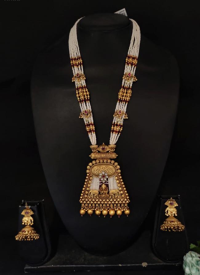 Maroon Kundan Garnet Onyx Long Mala Necklace Earrings Set