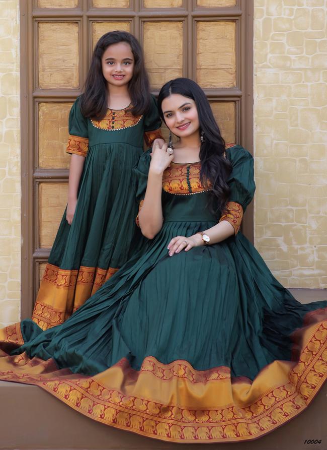 Green Silk Traditional Wear Weaving Combo Gown