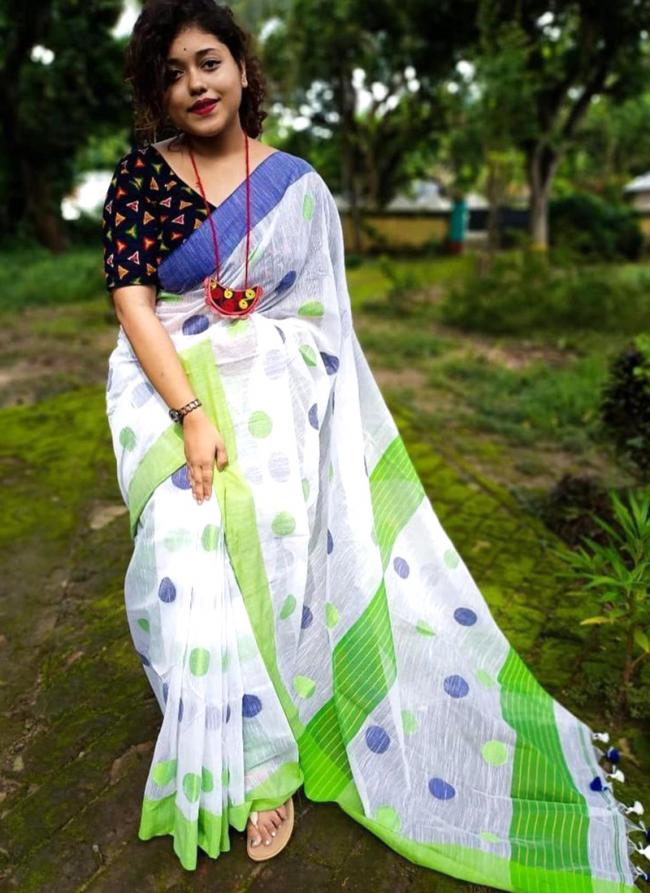 White Linen Regular Wear Digital Printed Saree