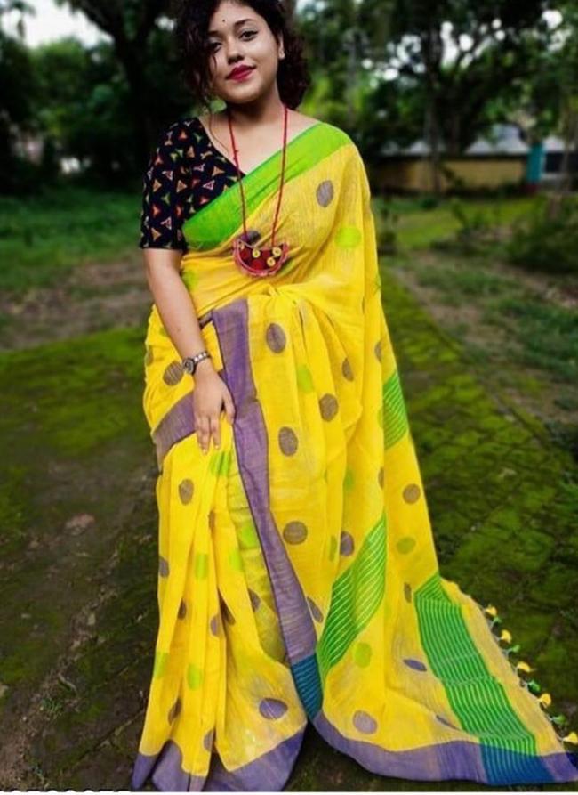 Yellow Linen Regular Wear Digital Printed Saree