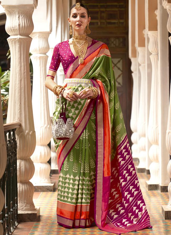 Olive Green Pure Silk Traditional Wear Weaving Saree