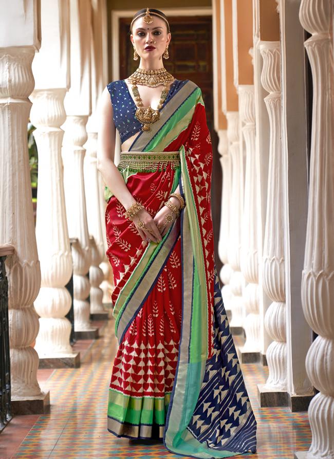 Red Pure Silk Traditional Wear Weaving Saree