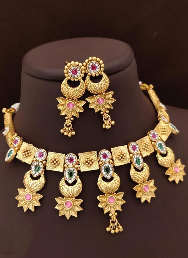 Latest Brass High Gold Antique Necklace Set with Beautiful Earrings