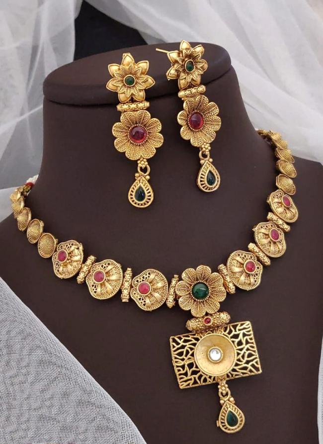 Trendy Brass High Gold Antique Necklace Set with Beautiful Earrings