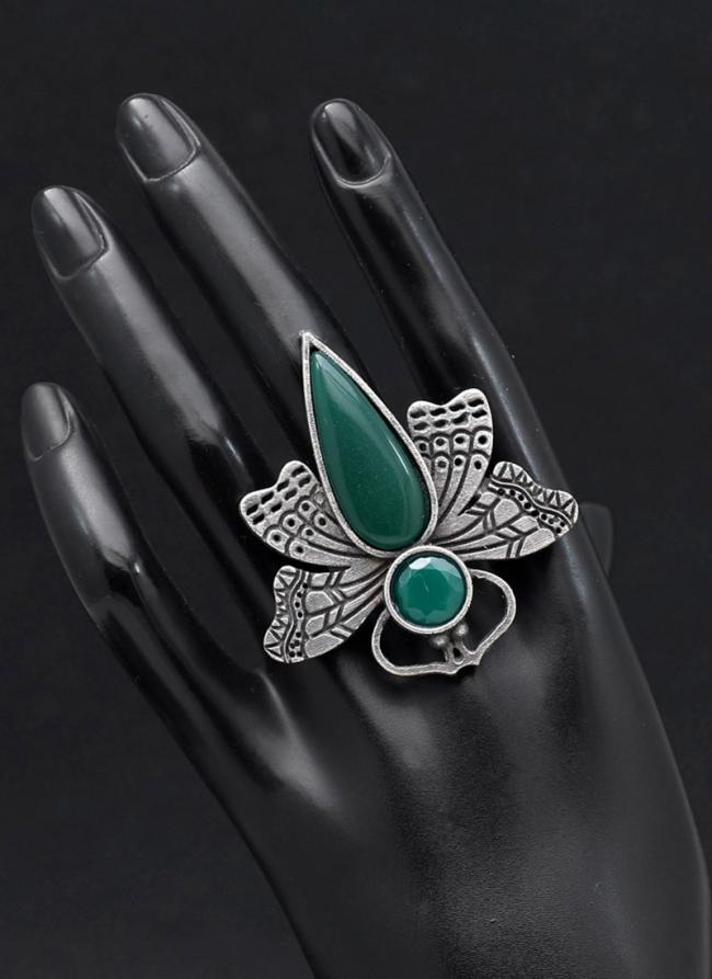 Green Vintage Butterfly Design Ring