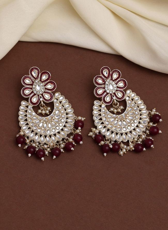 Maroon Kundan Beautiful Earrings