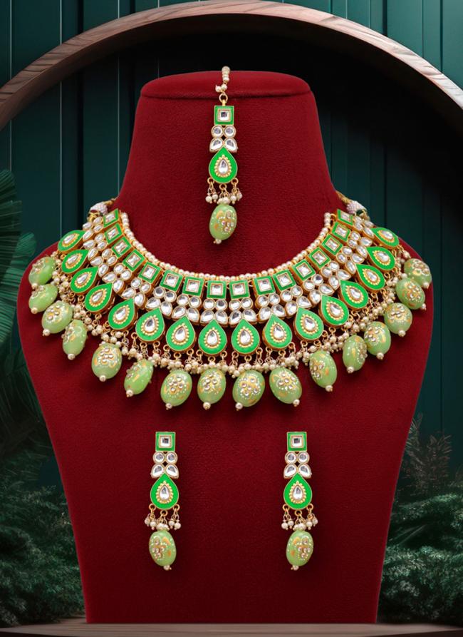Light Green Kundan Choker Wedding Necklace Set