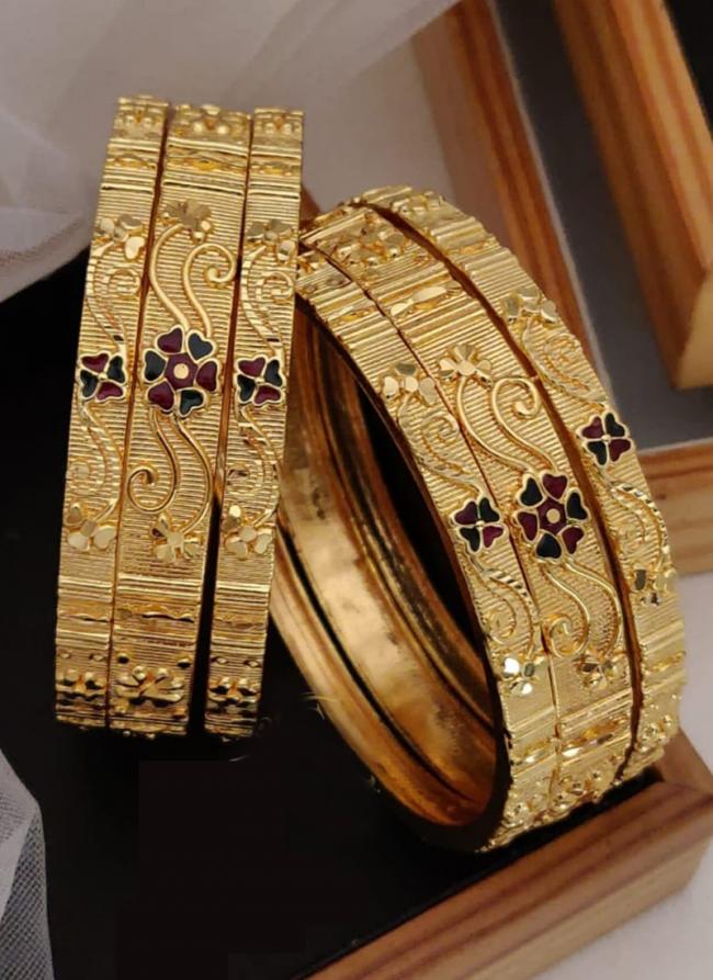 Stunning Brass High Gold Fancy Designer 6 pcs Bangles