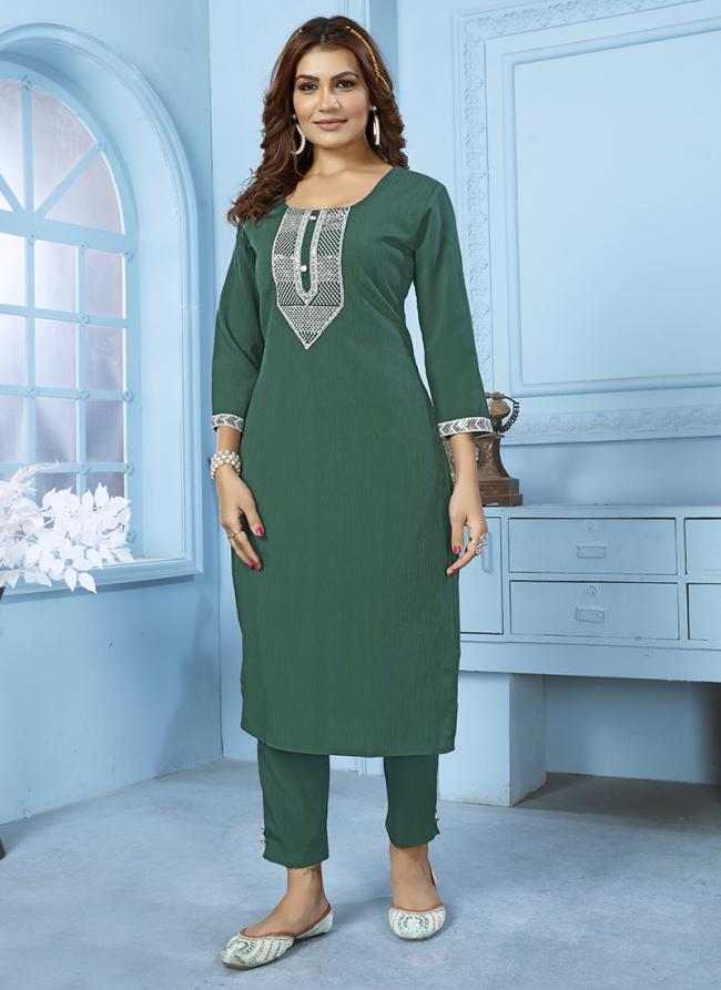 Green Cotton Daily Wear Embroidery Work Kurti With Pant