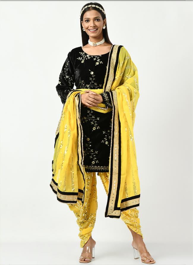 Black Velvet Wedding Wear Sequins Work Readymade Salwar Suit