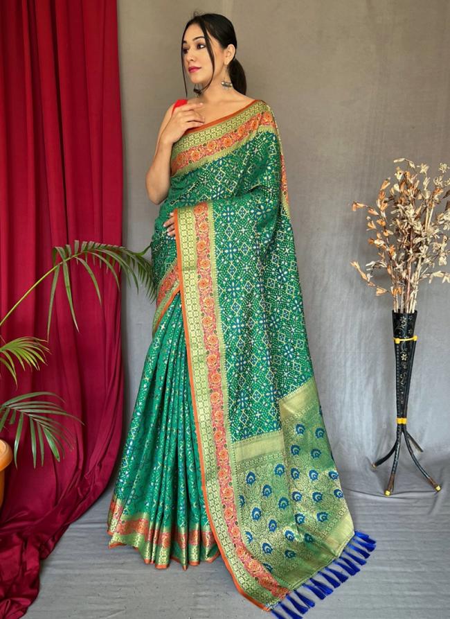 Green Pure Silk Festival Wear Weaving Saree