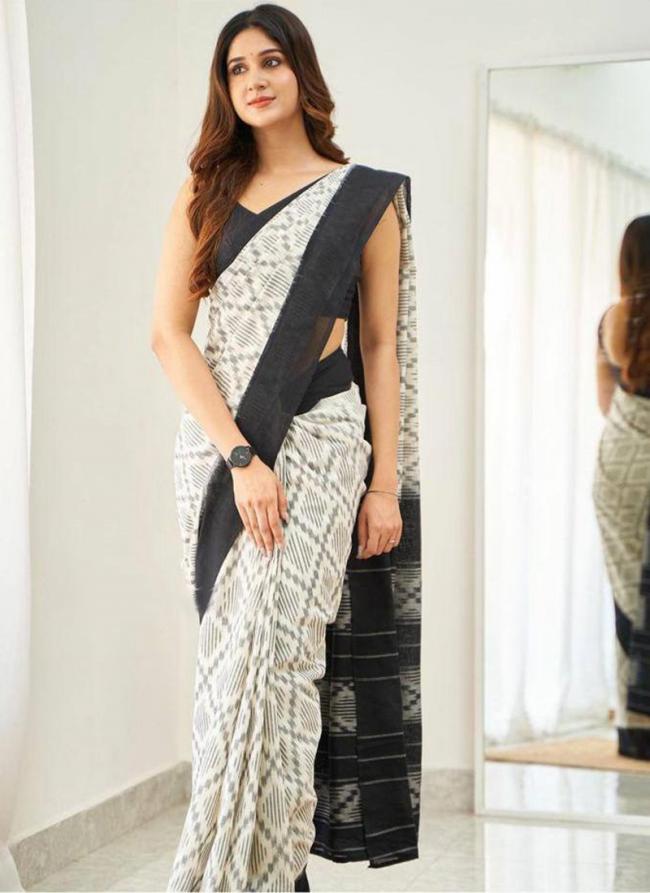 Off White Linen Casual Wear Digital Printed Saree