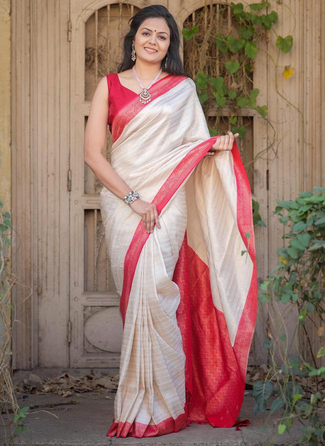 Soft Silk White Traditional Wear Embroidery Work Saree
