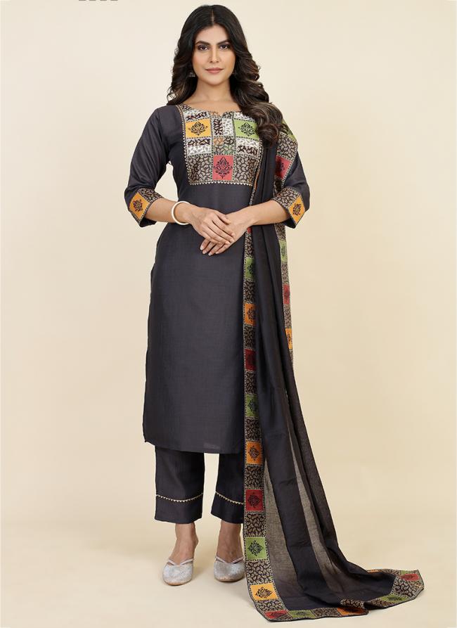 Chinnon Silk Grey Traditional Wear Printed Readymade Salwar Suit