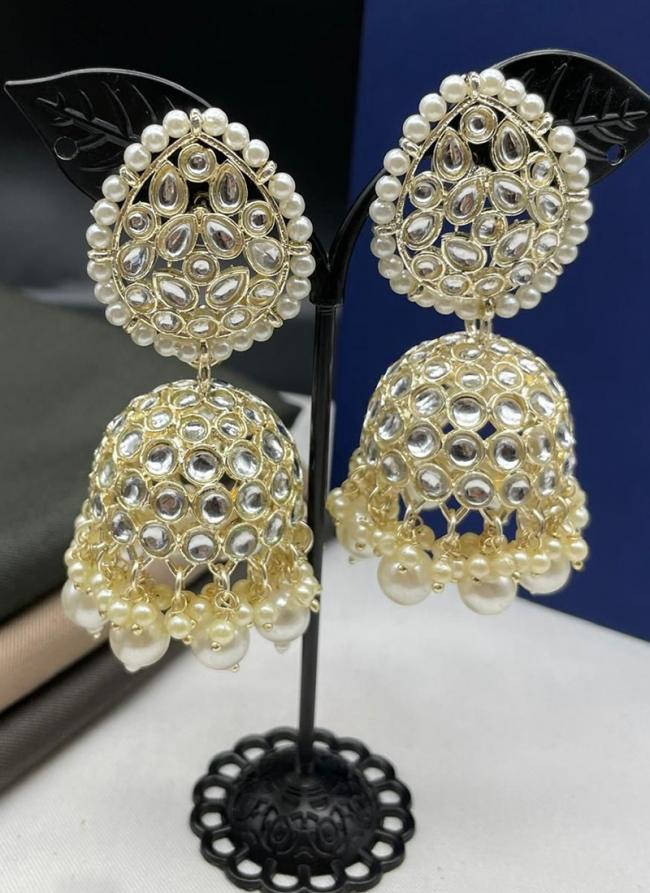   Wedding Wear  Golden Kundan Pearl Earrings