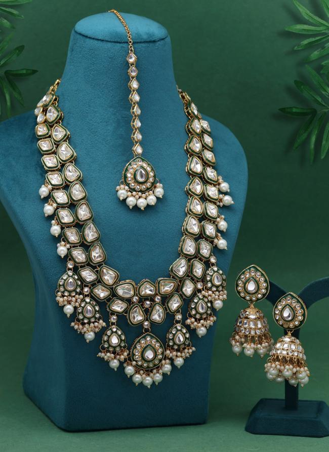   Bridal Wear  White Color Meena Work Kundan Necklace Set 