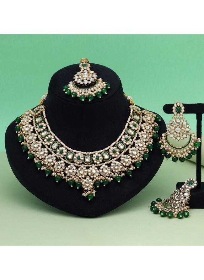   Bridal Wear  Green Color Meena Work Kundan Necklace Set 