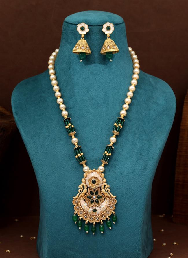   Festival Wear  Green Color Meena Work Matte Gold Rajwadi Temple Necklace Set 