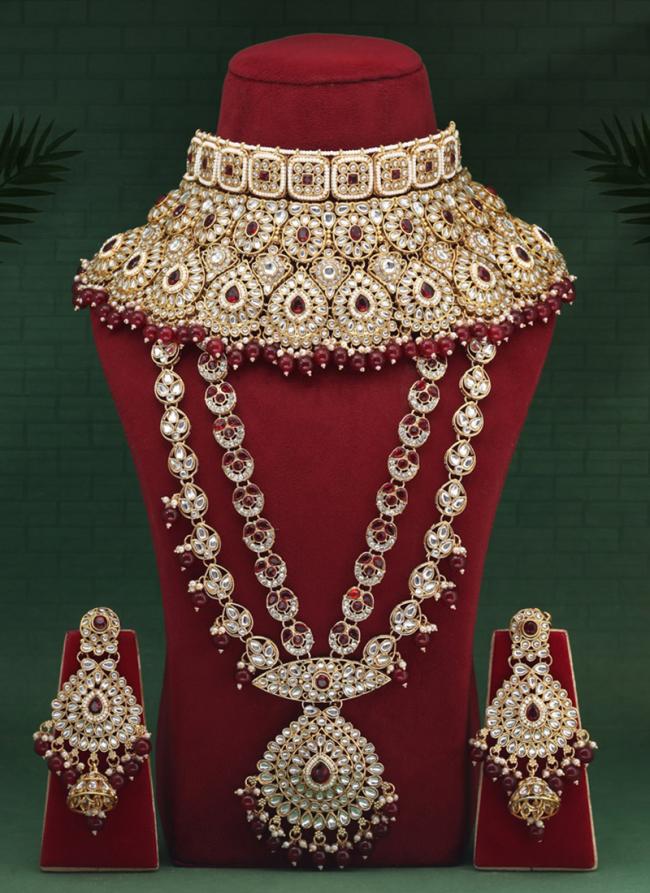   Bridal Wear  Maroon Color Kundan Dulhan Set