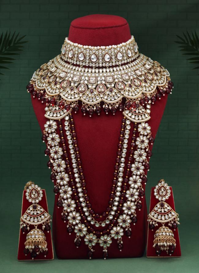   Bridal Wear  Maroon Color Kundan Dulhan Set