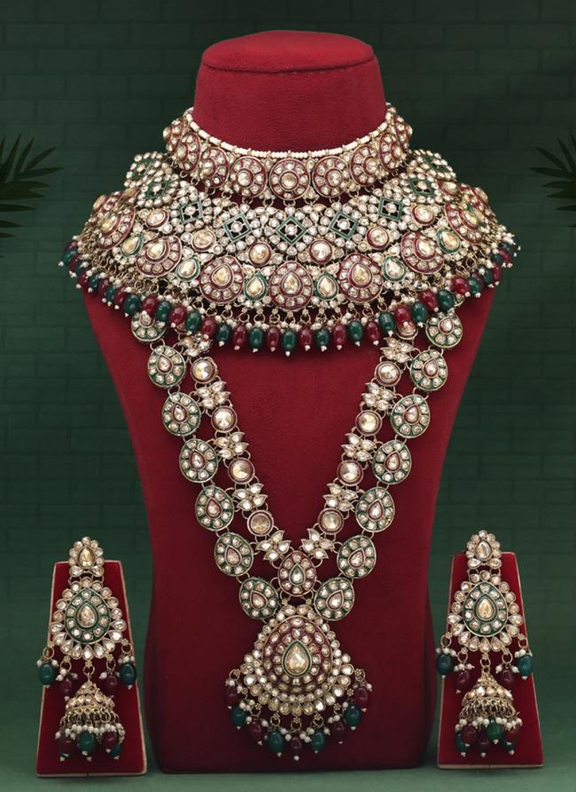   Bridal Wear  Maroon Green Color Kundan Dulhan Set