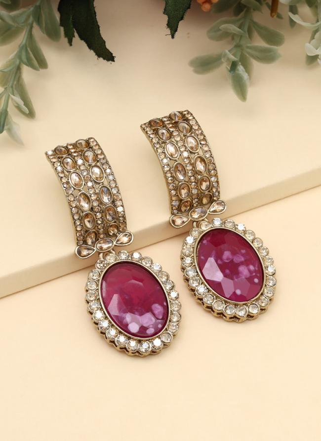   Party Wear  Magenta Color Kundan Earrings