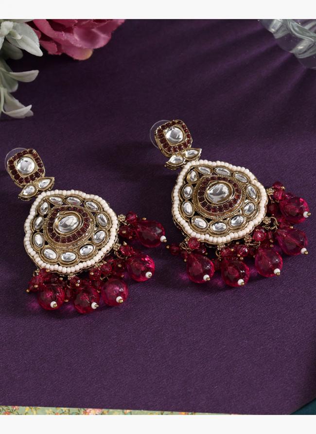   Festival Wear  Magenta Color Kundan Earrings