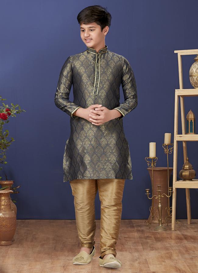 Jacquard Silk Grey Wedding Wear Weaving Readymade Kurta Pajama