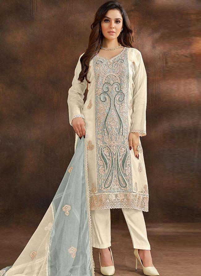 White Heavy Organza Traditional Wear Embroidery Work Pakistani Suit