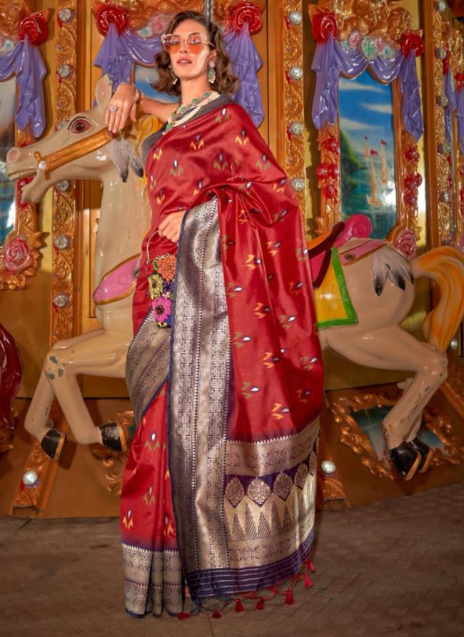 Red Silk Wedding Wear Weaving Saree