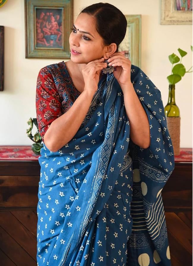 Blue Pure Soft Linen Traditional Wear Digital Printed Saree