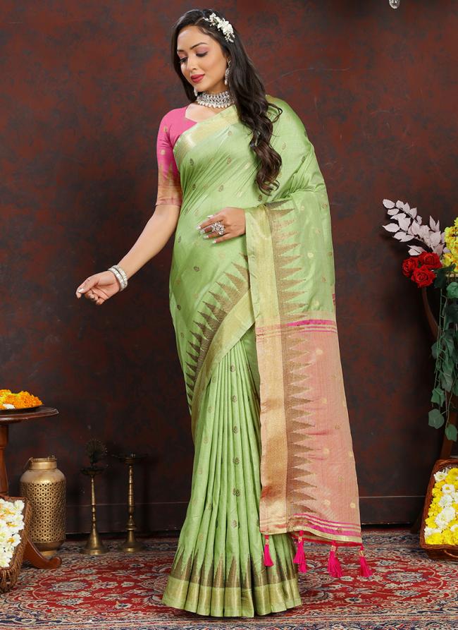 Soft Silk Parrot Green Wedding Wear Weaving Saree