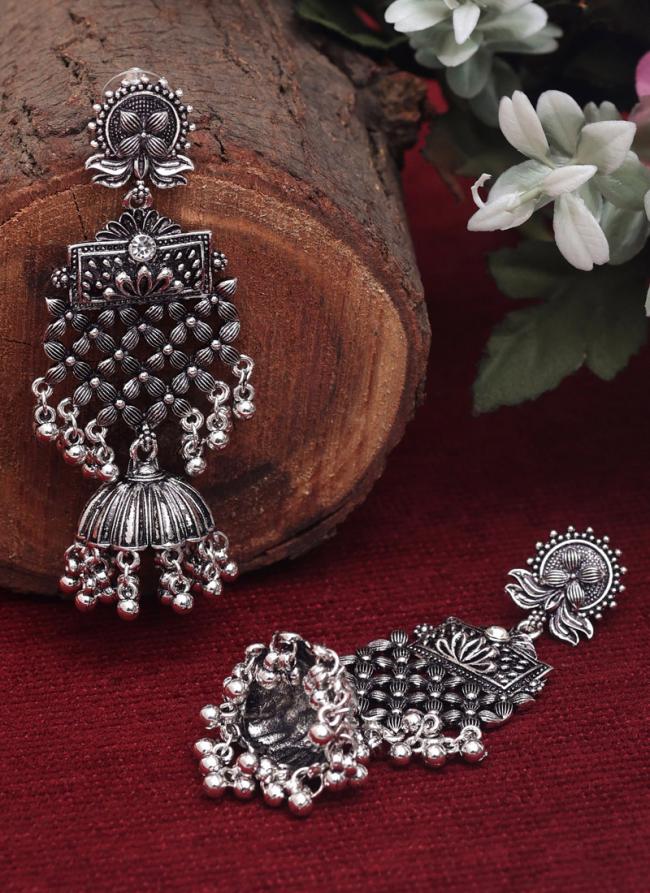     Silver Traditional Wear Oxidised Jhumka Set