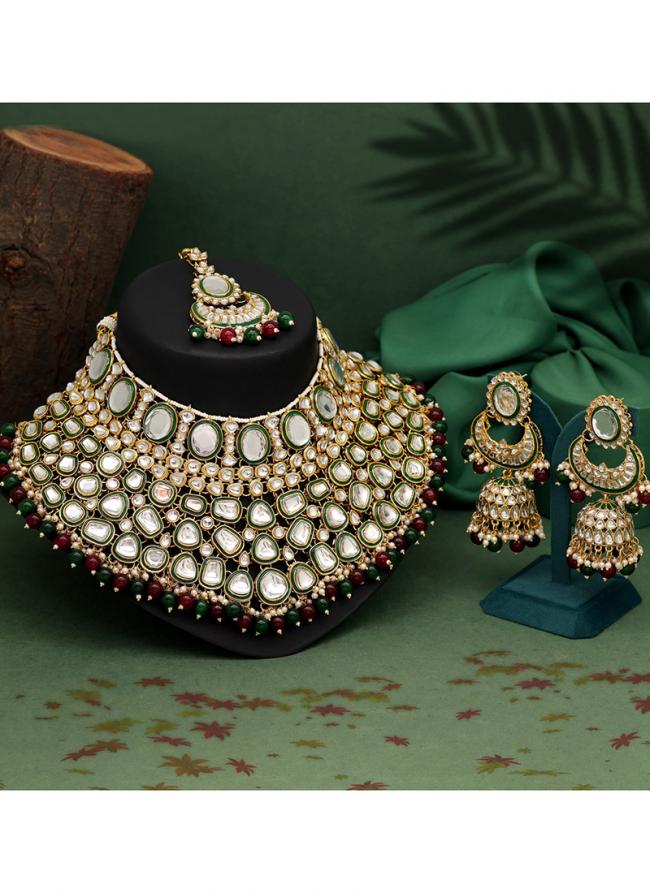   Bridal Wear  Maroon Green Choker Bridal Necklace Set