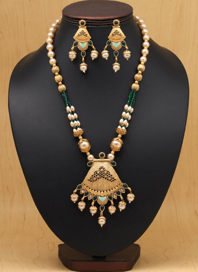   Bridal Wear  Green Matte Gold Temple Necklace Set