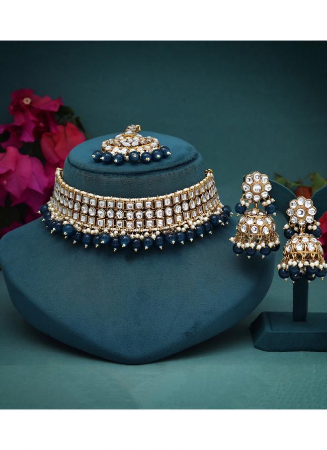   Wedding Wear  Blue Color Choker Kundan Necklace Set