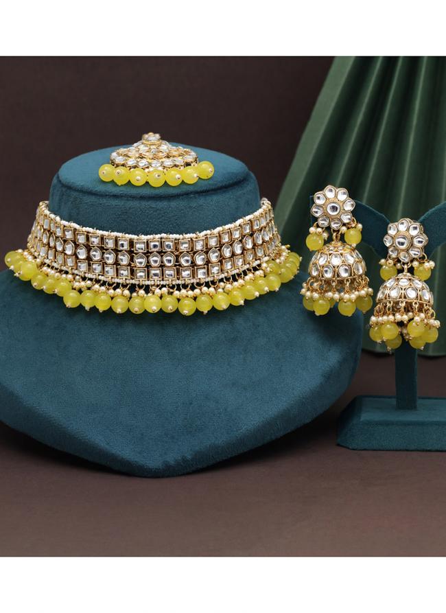   Wedding Wear  Yellow Color Choker Kundan Necklace Set