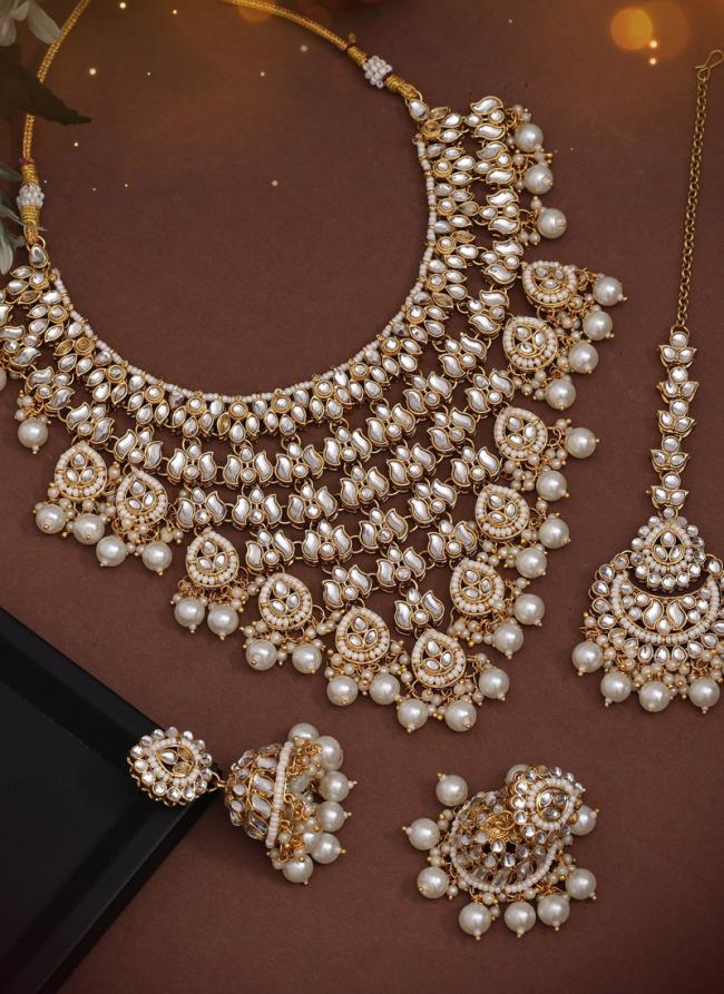   Bridal Wear  White Color Kundan Necklace Set