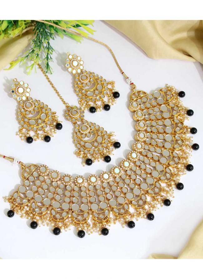   Bridal Wear  Black Color Kundan Mirror Necklaces Set